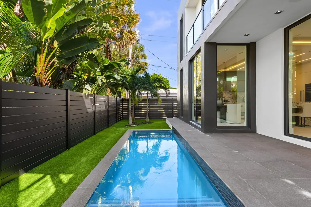 Pool, 3209